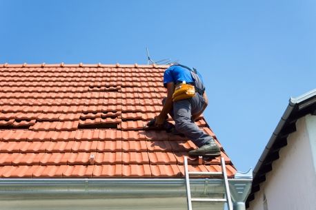 roofer at work